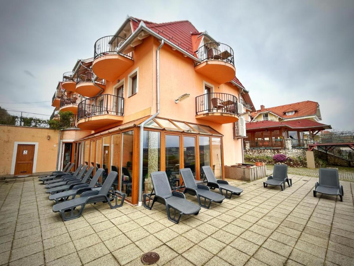 HévízFonix Wellness *** 1 A Epulet住宿加早餐旅馆 外观 照片