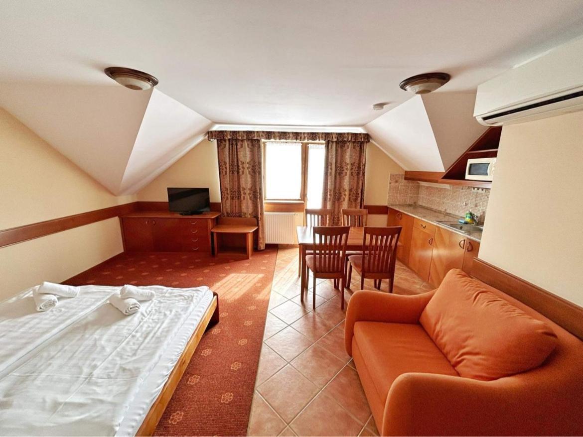 HévízFonix Wellness *** 1 A Epulet住宿加早餐旅馆 外观 照片