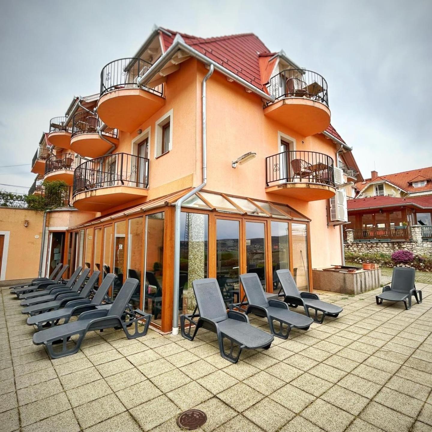 HévízFonix Wellness *** 1 A Epulet住宿加早餐旅馆 外观 照片