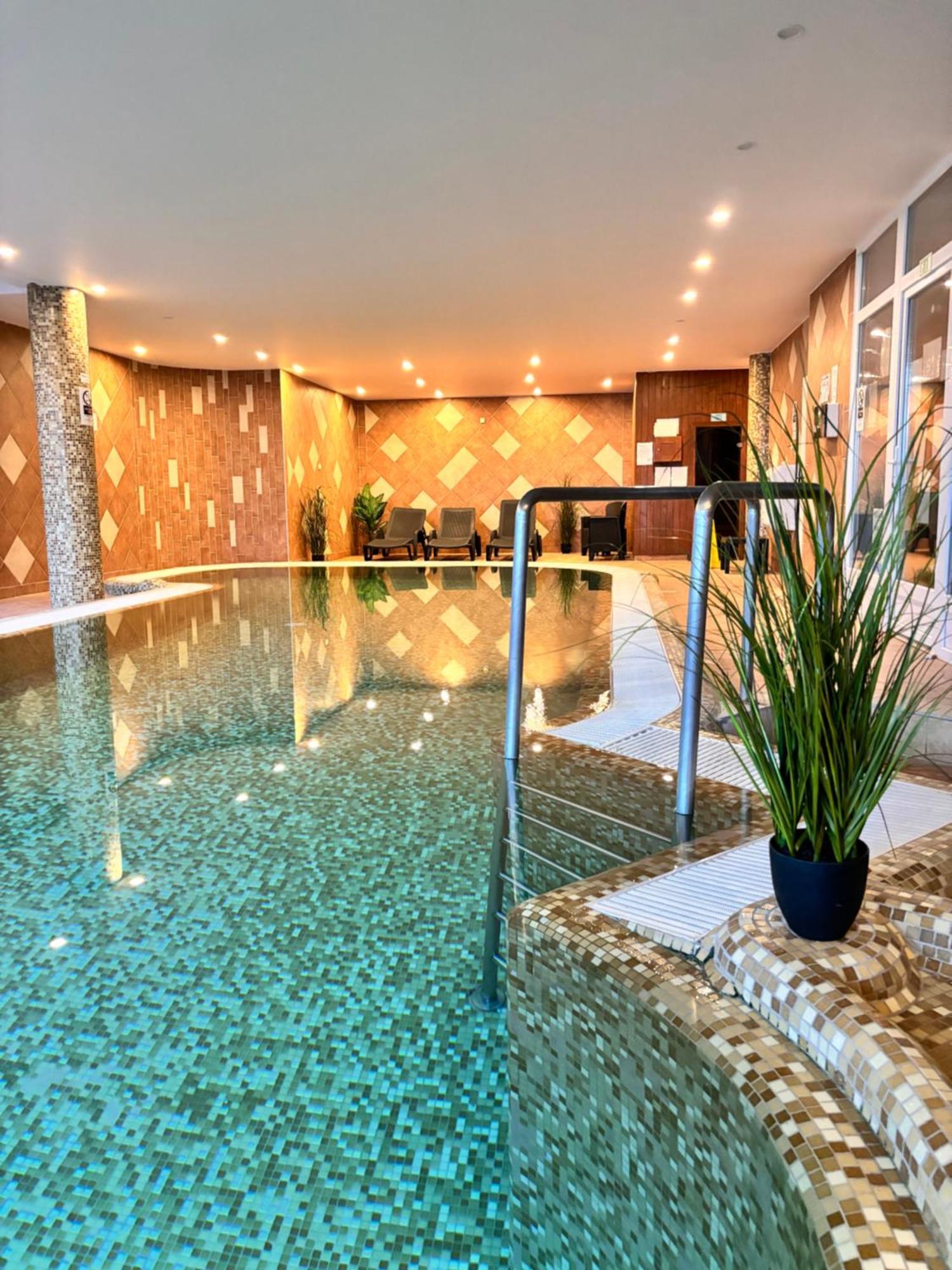 HévízFonix Wellness *** 1 A Epulet住宿加早餐旅馆 外观 照片
